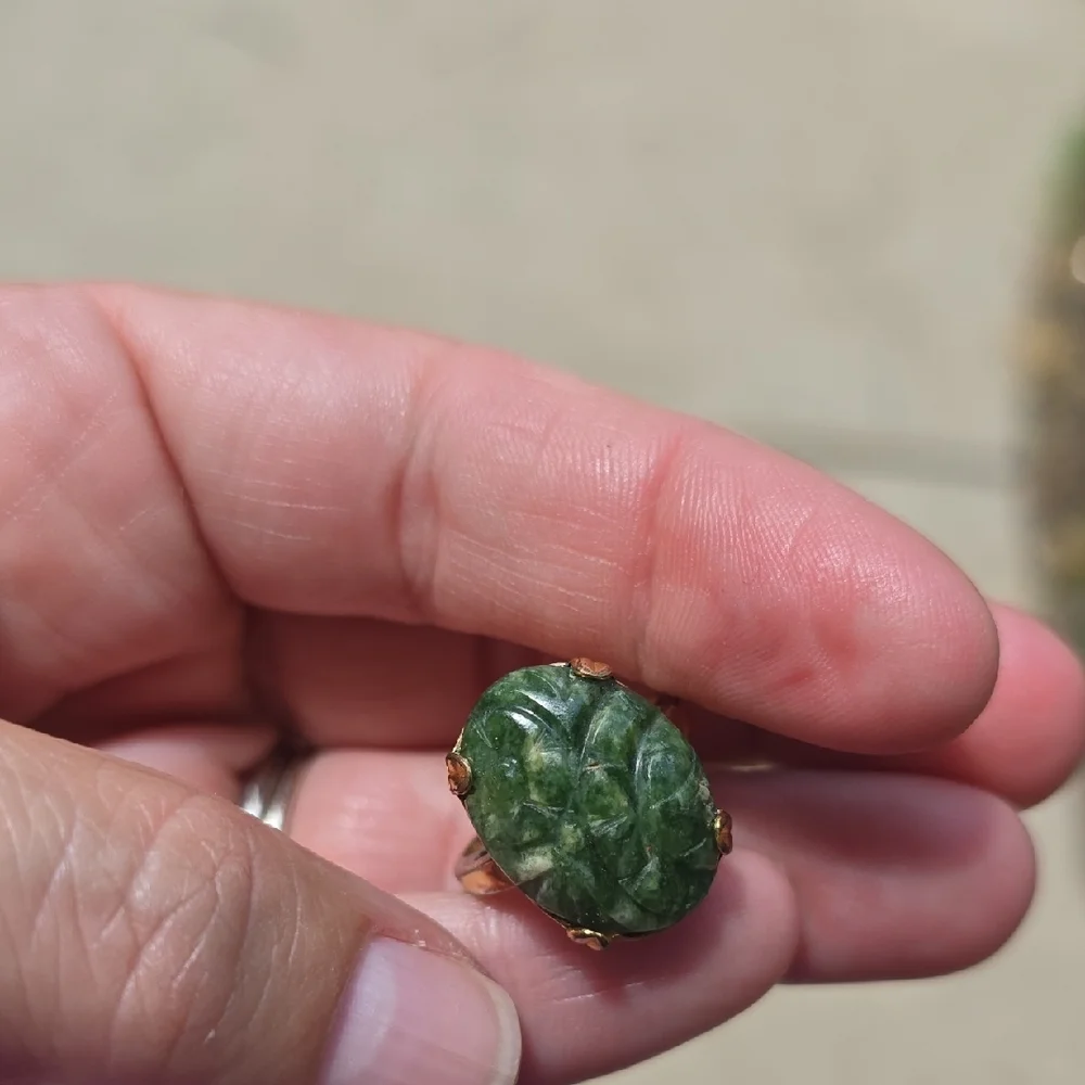 Antique & Vintage Carved Jade‎ ring, 10K Gold-filled
